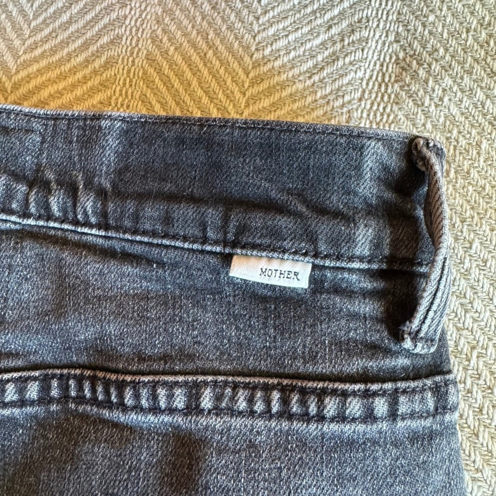 Mother High Waisted Hiker Hover Jeans Midnights With Molly Faded Black Size 26 - Picture 6 of 13